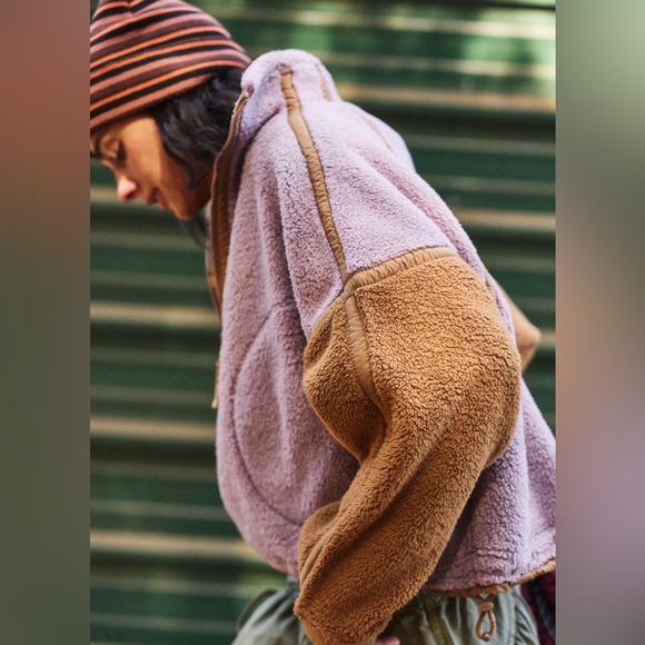 FP Movement by Free People Jackets & Blazers - NWT FP Movement Mountain High Logo Half Zip Fleece ~Mauve/Twig~